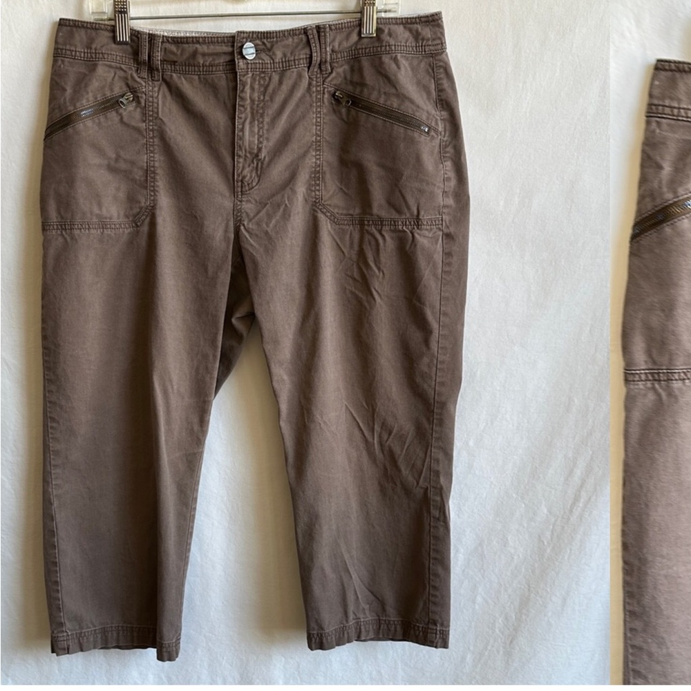Tribal muted brown crop/capris pants, size 12